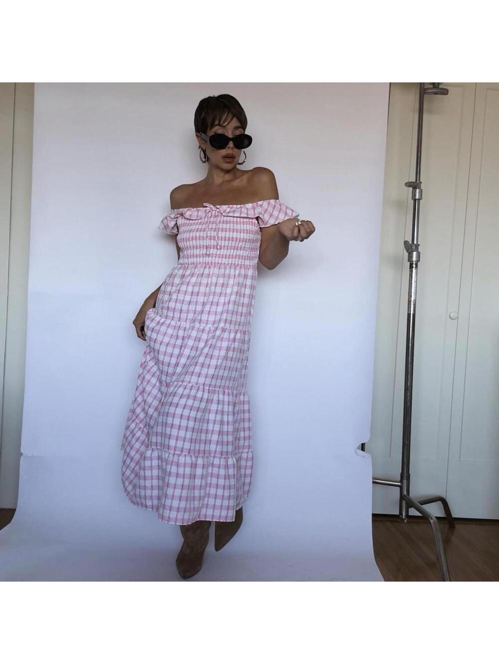 Pink gingham midi dress - Picture 8 of 8
